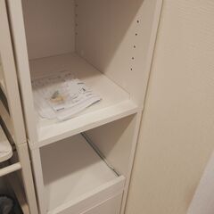 LOWYA [幅33] 食器棚 デッドスペースにおけるスリム 炊飯器も置ける キッチン収納 隙間収納の画像
