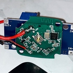 車両追跡用のAirTag互換品の画像