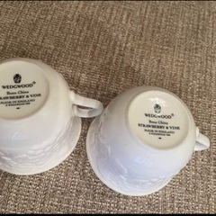 WEDGWOODティーカップとお皿の画像