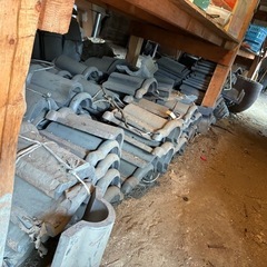 瓦　ほぼ新品　大量　無料　防草にも　かわらの画像