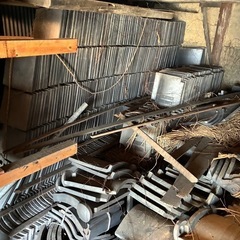 瓦　ほぼ新品　大量　無料　防草にも　かわらの画像