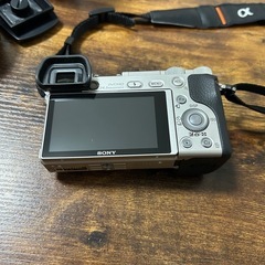 一眼レフ　SONY α6000 ILCE-6000Y ダブルズームレンズキット の画像
