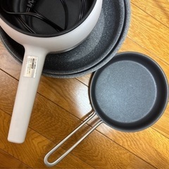 電気調理鍋BALLARINIとzwillingエレコムイヤホンあげますの画像