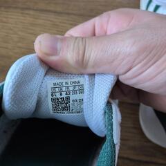 adidas 　スニーカーの画像
