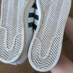 adidas 　スニーカーの画像