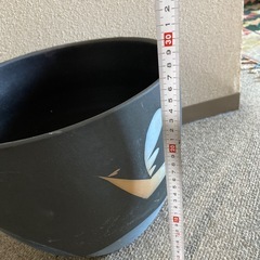 陶器の植木鉢の画像