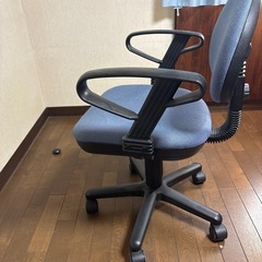 学習椅子の画像
