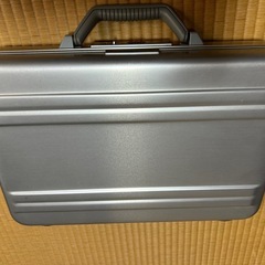 ゼロハリバートンの画像