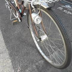 中古自転車３７３０　２６インチ　６段ギヤ　LEDオートライトの画像