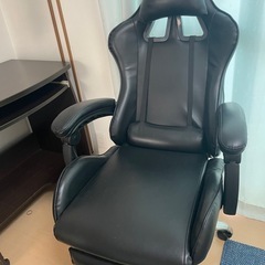 ゲーミングチェアの画像