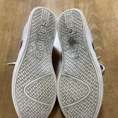 スニーカーの画像