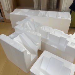 厚みのある発泡スチロールの画像