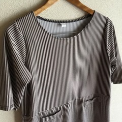 五分袖ストライプTシャツの画像