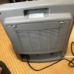 セラミックファンヒーターの画像