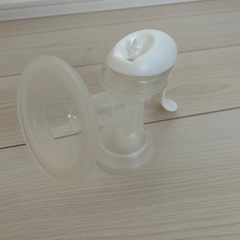 哺乳瓶　搾乳機　の画像