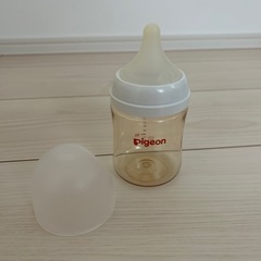 哺乳瓶　搾乳機　の画像