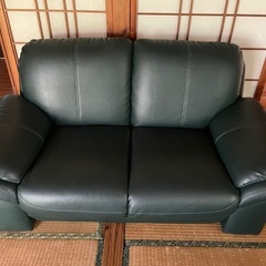 【代理出品】2人掛けソファーの画像