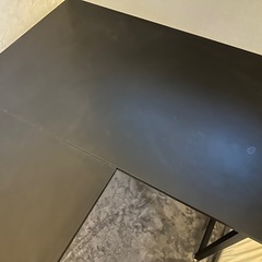 L字デスクの画像