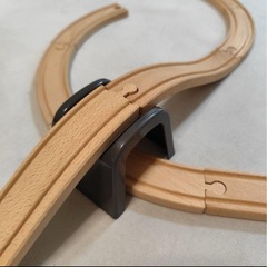 IKEA 電車　おもちゃの画像
