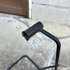 自転車のスタンドの画像
