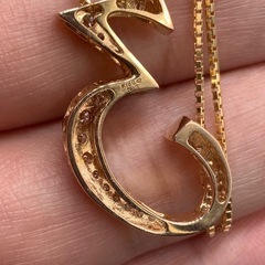 ゆきざき　ノンブル　ナンバーペンダント　Mサイズ　K18 0.42ct 7.8gの画像