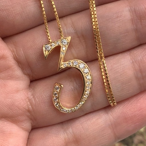 ゆきざき　ノンブル　ナンバーペンダント　Mサイズ　K18 0.42ct 7.8g