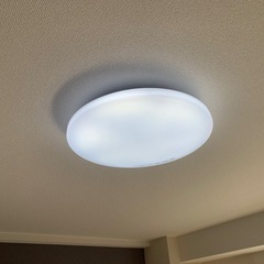 LEDシーリングライト　12畳までOK