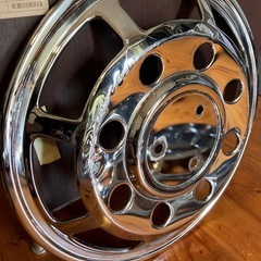 トラック用ホイールカバーの画像