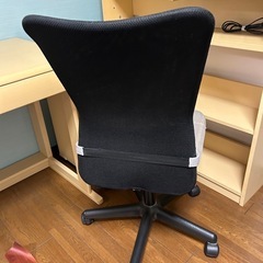 学習イス　レバー昇降タイプ　ローラー　USED ニトリの画像