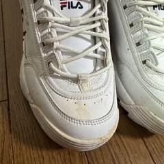 FILAスニーカー　26センチの画像