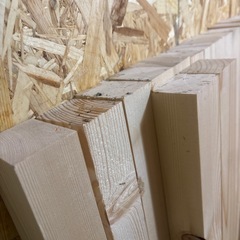 【4本】【木材】　45×60㍉　長さ　約1370㍉の画像