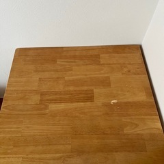 ダイニングテーブル　2名用の画像