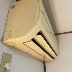 ルームエアコン4台の画像