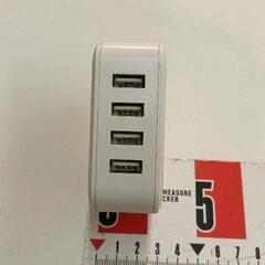 0830-027 USBポート 100-240v ⇔ 5v 4.8Ａ　4ﾎﾟｰﾄの画像