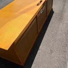 テレビ台の画像