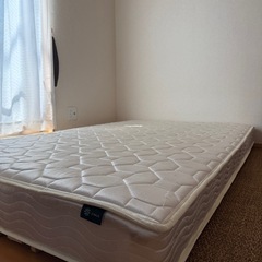 セミダブルベッド
(ベッド下すのこつき)の画像