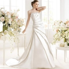 ウエディングドレス　未使用　PRONOVIAS セカンドブランドの画像