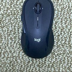 ワイヤレスキーボードとワイヤレスマウスのセットの画像