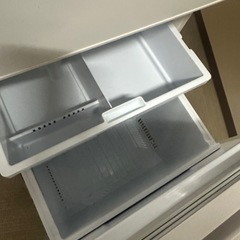 2021年製　三菱300L冷蔵庫の画像