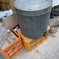 養蜂 用の道具の画像