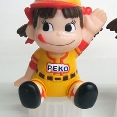 ペコちゃん りんごの果実 ボトルキャップ 3体セット 3個 ミニフィギュア　不二家　☆ PayPay(ペイペイ)決済可能 ☆ 札幌市 豊平区 平岸 平岸店の画像