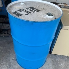 値下げ⭐️格安（中古）２００L  ドラム缶の画像
