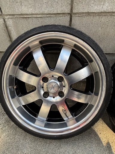 ファブレス　ホイール軽17インチ