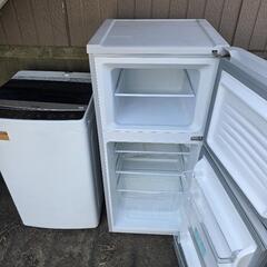 冷蔵庫、洗濯機、レンジ電子の画像