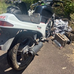 vtz250 書類付きレストアベース　部品取りの画像