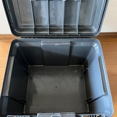 アイリスオーヤマ　ハードケースの画像