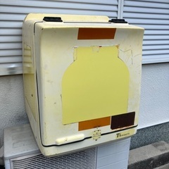☆ 宅配　デリバリーボックス　トップケース　ジャイロＸ　キャノピー　ギア　スーパーカブ　ＦＲＰ　ティーズ製　ウーバー ジャンクの画像