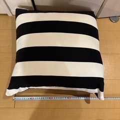 IKEAのクッションの画像
