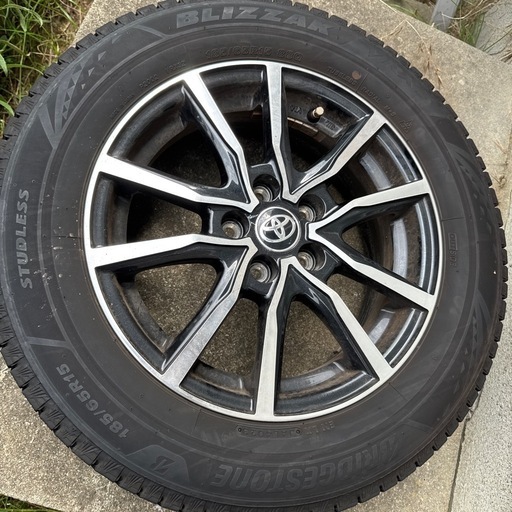 185/65R15 ブリヂストン ブリザック VRX3　現行シエンタ　トヨタ　スタッドレスセット