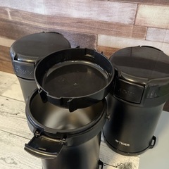 ☆タイガー魔法瓶 保温 ステンレスランチジャー 1220ml （マットブラック） LWU-A172-KM 本体3個＆ご飯パック1個 の画像